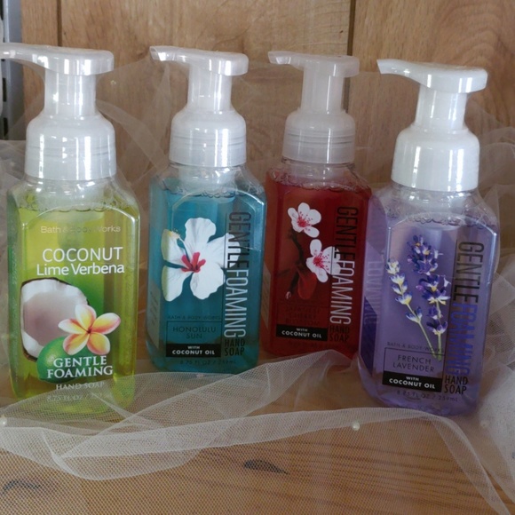 Bath Body Works Bundle Hand Soap New Nwt